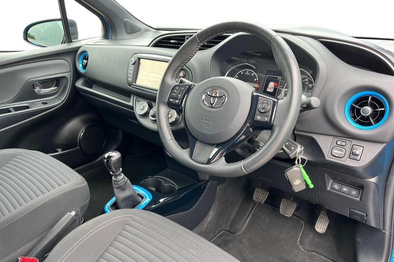 Used Toyota Yaris 2018 for sale - 76146799: Photo 9