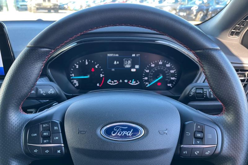Used Ford Focus 2019 for sale - 76234757: Photo 12