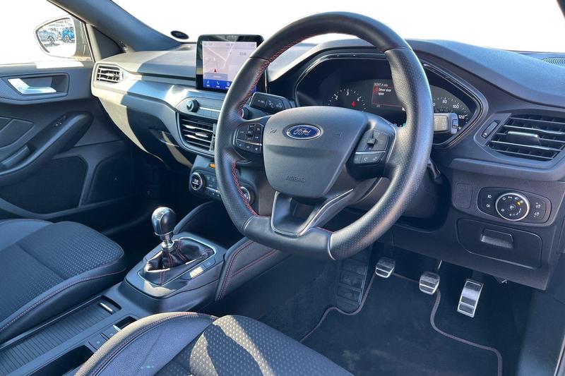 Used Ford Focus 2019 for sale - 76234757: Photo 9