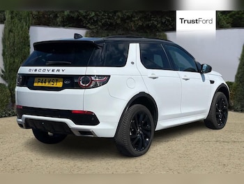 Used Land Rover Discovery Sport 2017 for sale - 78693545: Photo