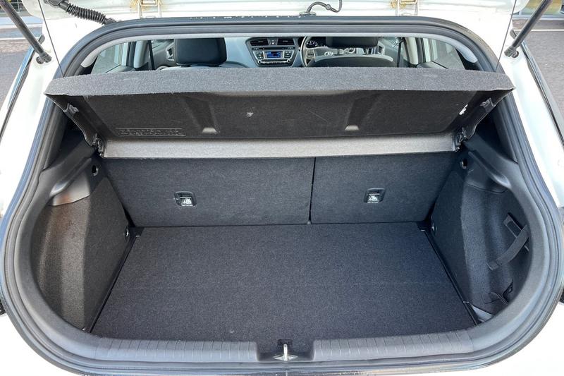 Used Hyundai i20 2016 for sale - 76405289: Photo 21