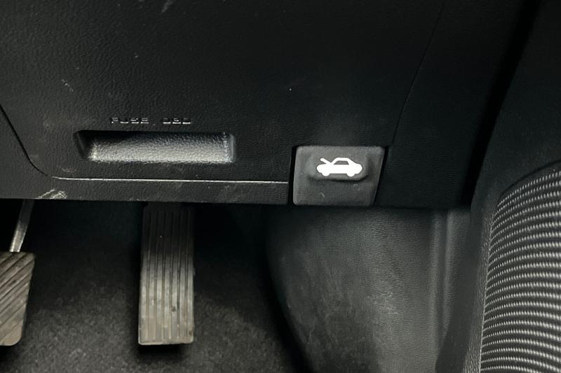 Used Hyundai i20 2016 for sale - 76405289: Photo 34