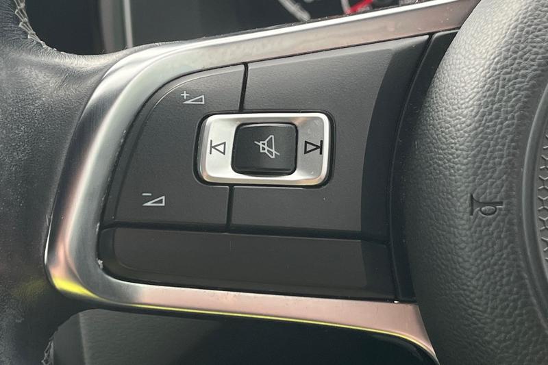 Used Volkswagen Polo 2019 for sale - 77592838: Photo 38