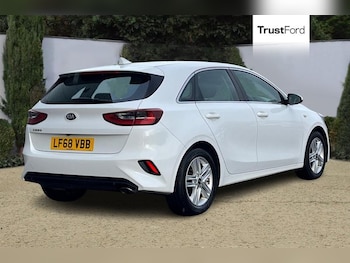 Used Kia Ceed 2018 for sale - 78109432: Photo