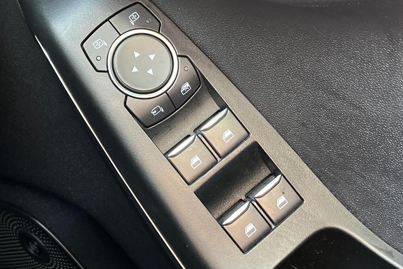 Used Ford Fiesta for sale - 78109430: Photo 16