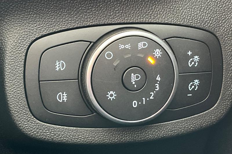 Used Ford Fiesta for sale - 78109430: Photo 40