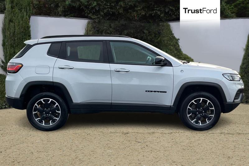 Used Jeep Compass 2024 for sale - 77198894: Photo 3