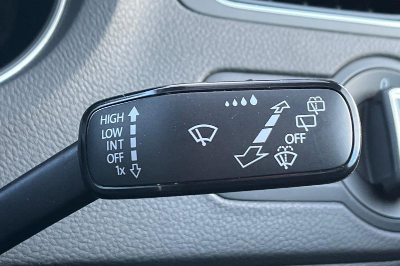 Used Volkswagen Polo 2017 for sale - 76960796: Photo 15