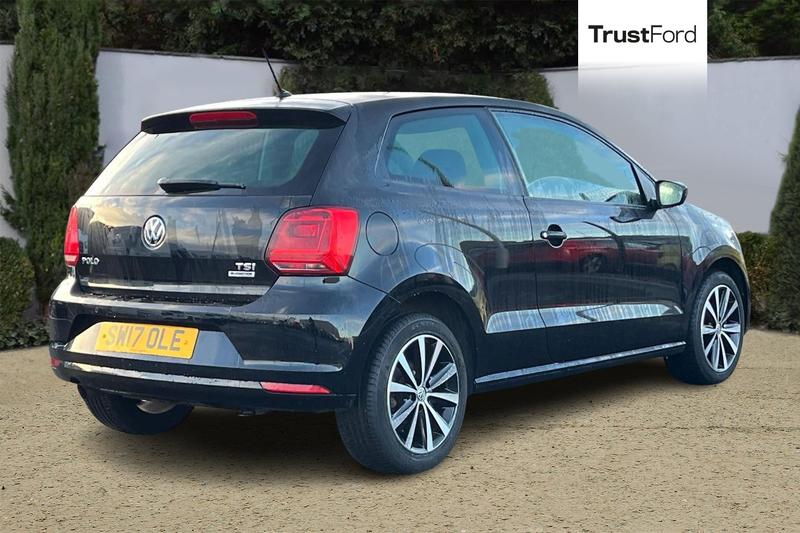 Used Volkswagen Polo 2017 for sale - 76960796: Photo 4