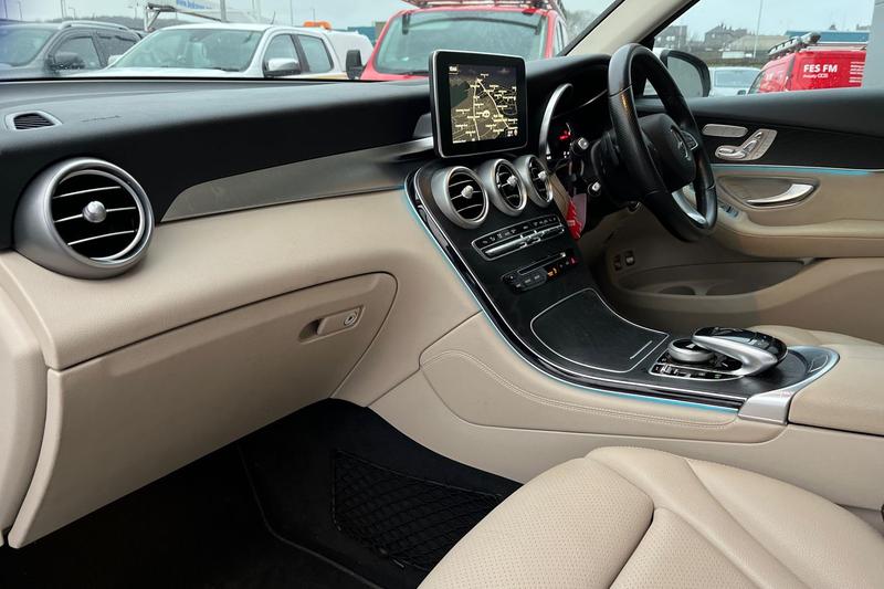 Used Mercedes-Benz GLC 2016 for sale - 77301124: Photo 18