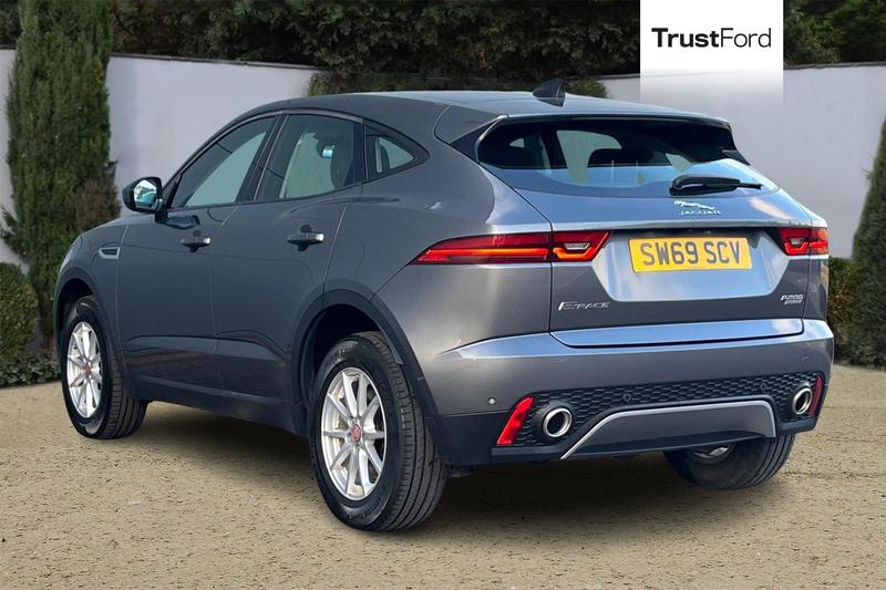 Used Volkswagen Passat 2020 for sale - 77961895: Photo 2