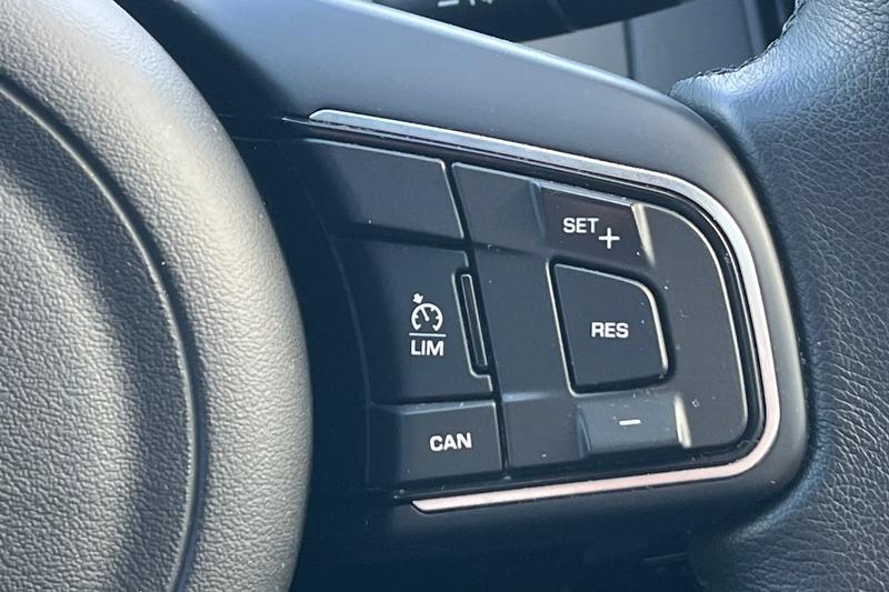 Used Volkswagen Passat 2020 for sale - 77961895: Photo 39