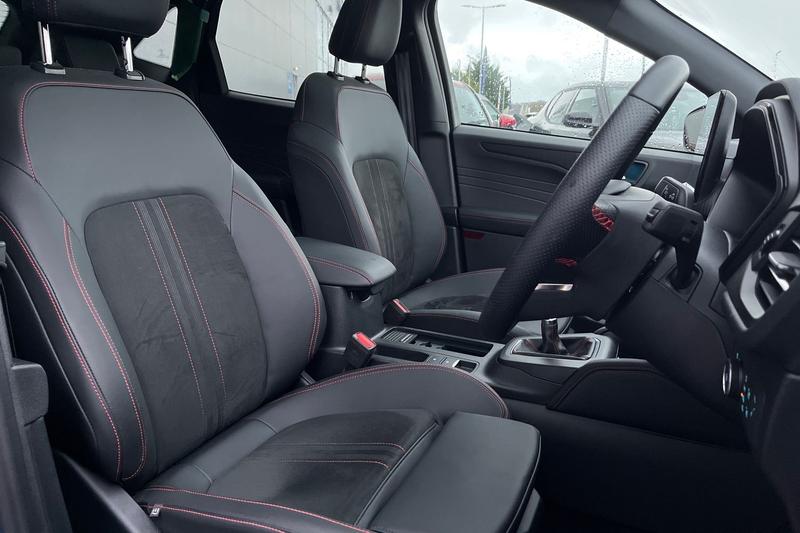 Used Ford Kuga 2025 for sale - 77462563: Photo 17