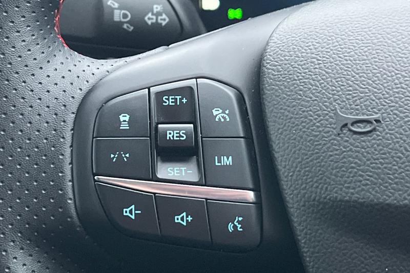 Used Ford Kuga 2025 for sale - 77462563: Photo 38