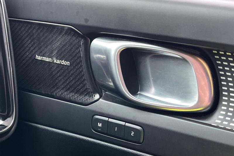 Used Volvo XC40 2018 for sale - 77493362: Photo 35