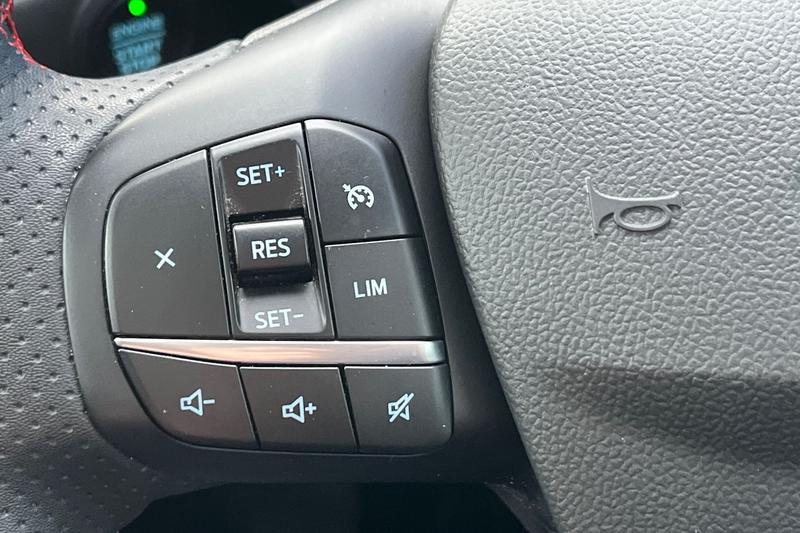 Used Ford Kuga 2023 for sale - 76684860: Photo 38