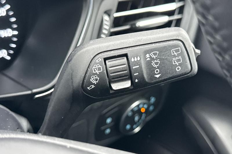 Used Ford Focus 2023 for sale - 78073785: Photo 15