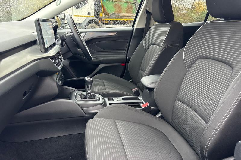 Used Ford Focus 2023 for sale - 78073785: Photo 19