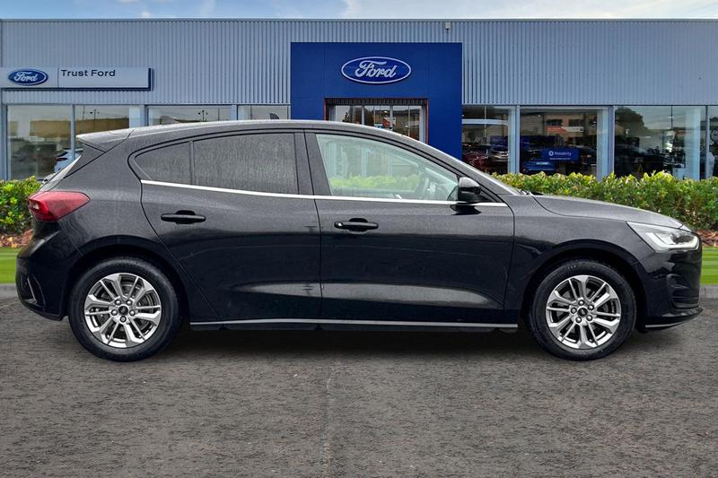 Used Ford Focus 2023 for sale - 78073785: Photo 3