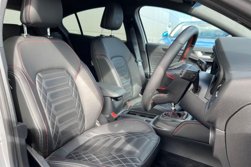 Used Ford Focus 2024 for sale - 78067602: Photo 17