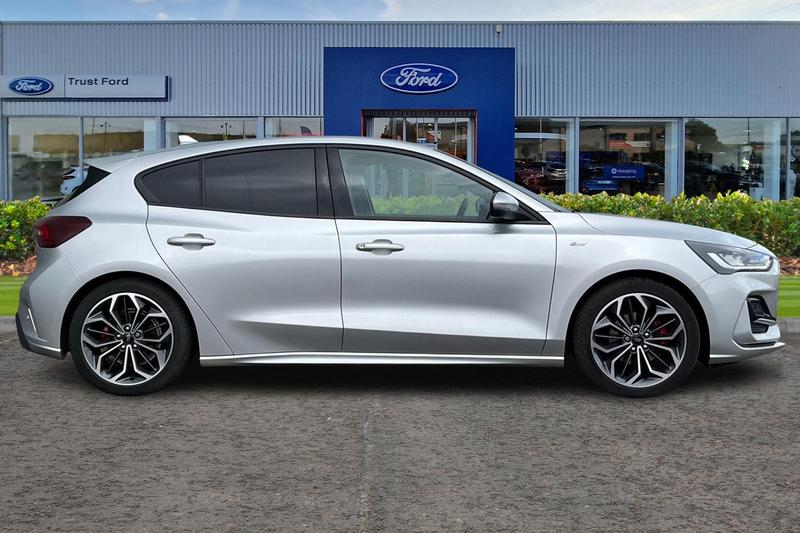 Used Ford Focus 2024 for sale - 78067602: Photo 3