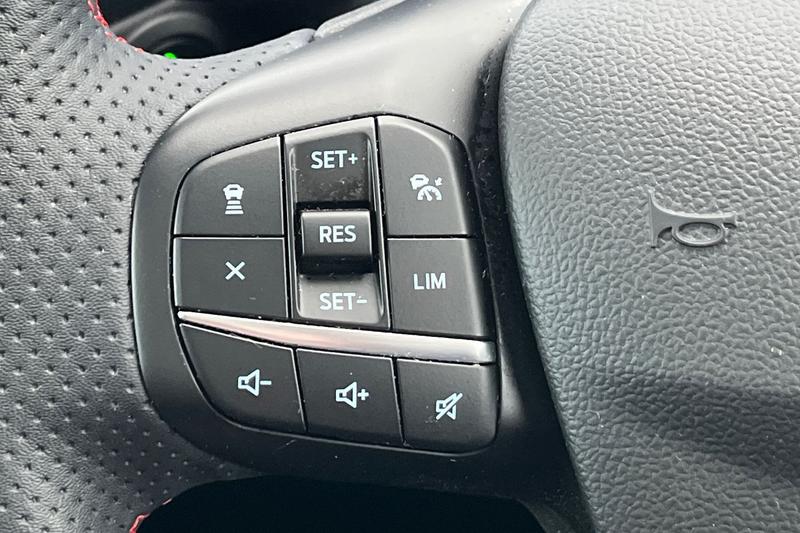 Used Ford Kuga 2023 for sale - 76776805: Photo 38