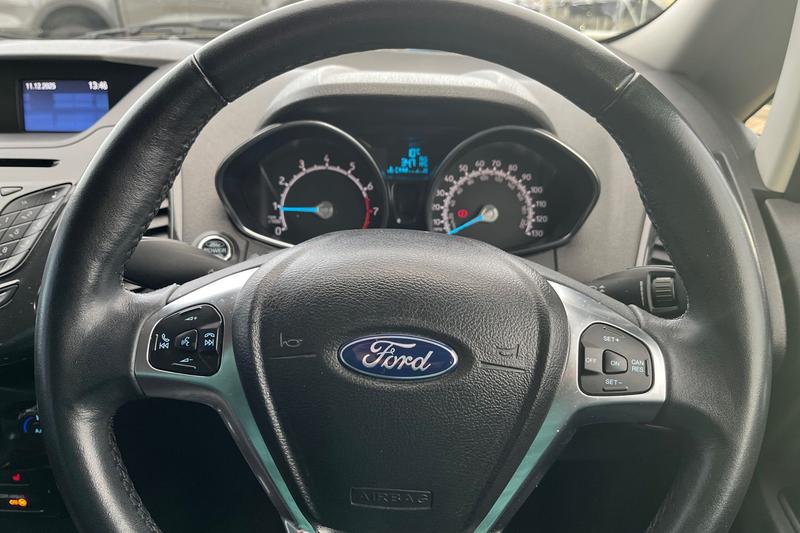 Used Ford Ecosport 2017 for sale - 76908818: Photo 12