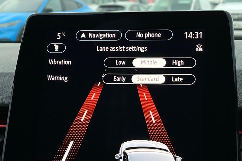 Used Renault Clio 2023 for sale - 77192872: Photo 31