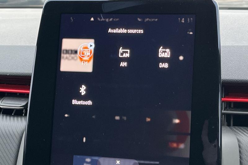 Used Renault Clio 2023 for sale - 77192872: Photo 32