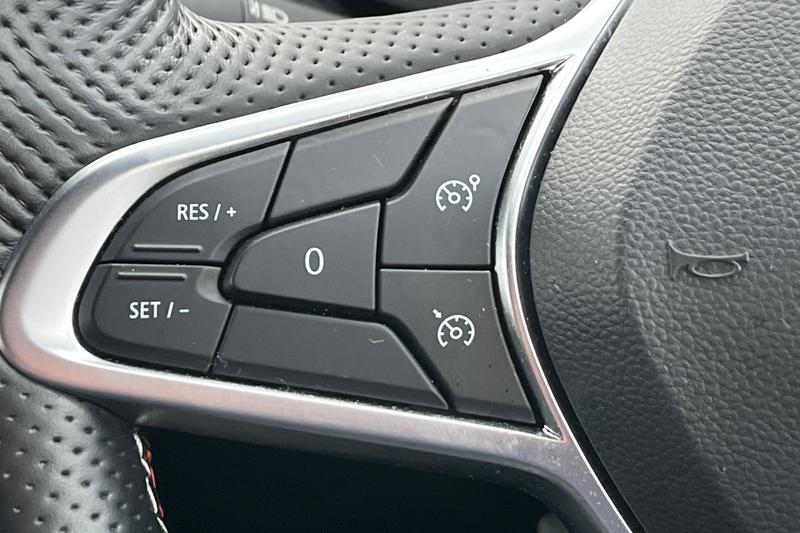 Used Renault Clio 2023 for sale - 77192872: Photo 38