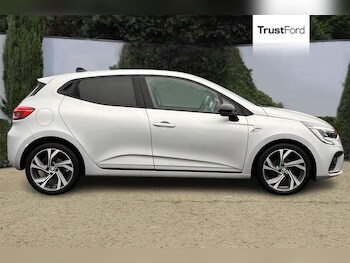 Used Renault Clio 2023 for sale - 77192872: Photo