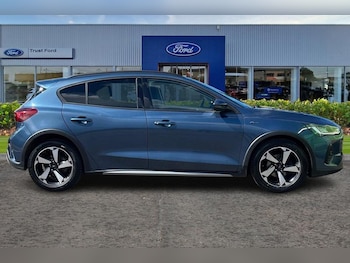 Used Ford Focus 2023 for sale - 78838611: Photo