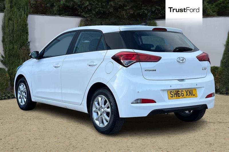 Used Hyundai i20 2016 for sale - 76514321: Photo 2
