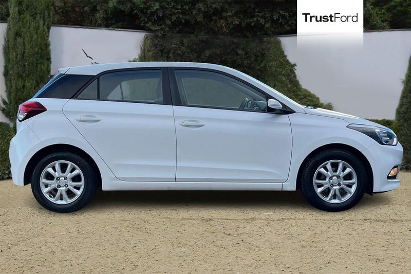Used Hyundai i20 2016 for sale - 76514321: Photo 3