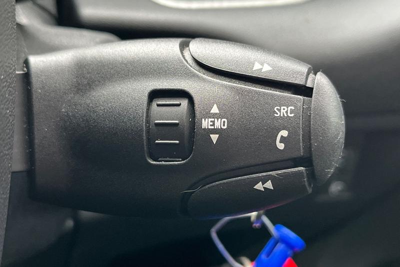 Used Citroen C3 Picasso 2016 for sale - 77729494: Photo 24