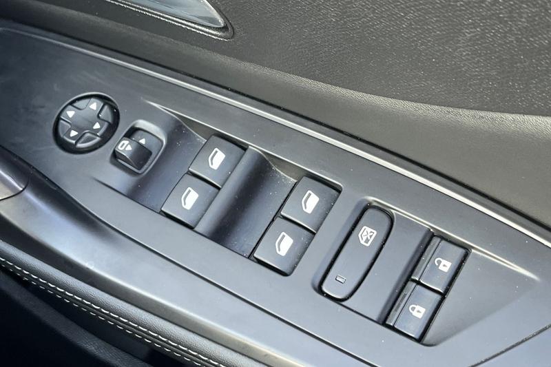 Used Peugeot 308 2023 for sale - 76322208: Photo 16