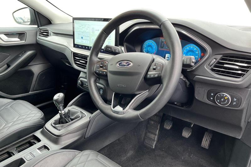 Used Ford Focus 2025 for sale - 76782347: Photo 9