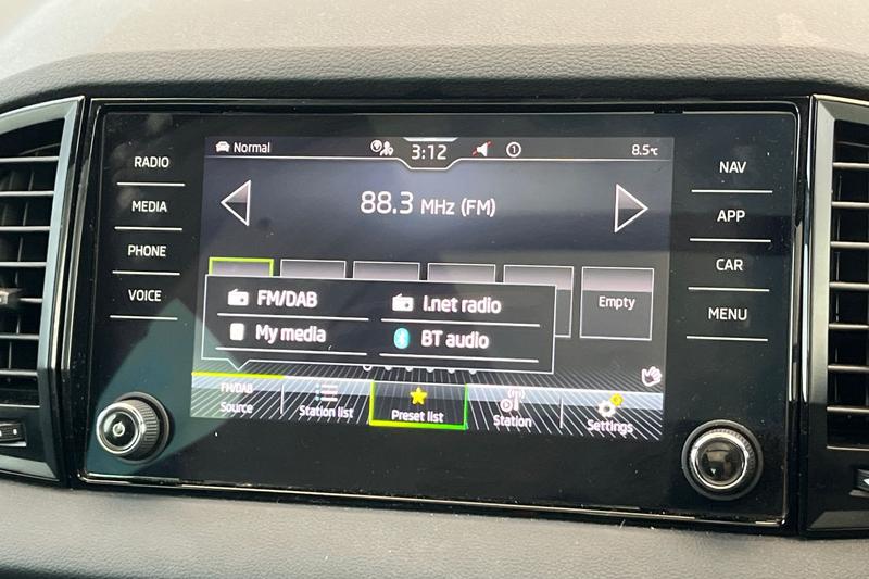 Used Skoda Karoq 2023 for sale - 77186881: Photo 32