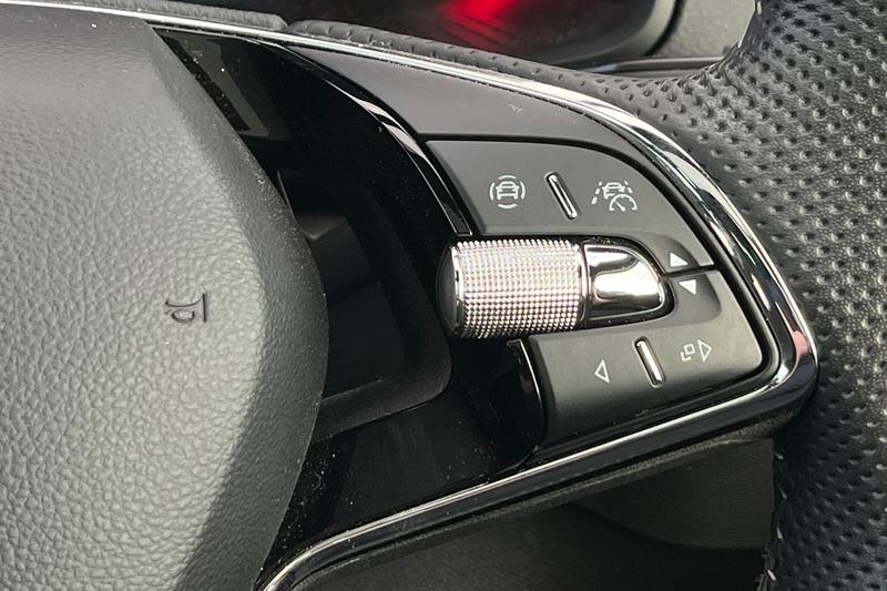 Used Skoda Karoq 2023 for sale - 77186881: Photo 39