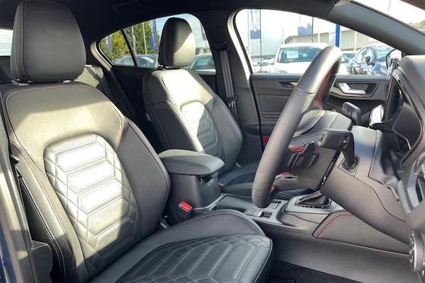 Used Ford Focus 2023 for sale - 76216528: Photo 17
