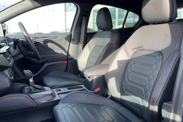 Used Ford Focus 2023 for sale - 76216528: Photo 19