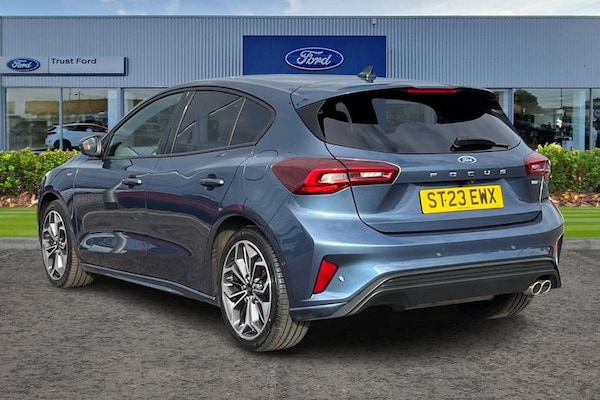 Used Ford Focus 2023 for sale - 76216528: Photo 2