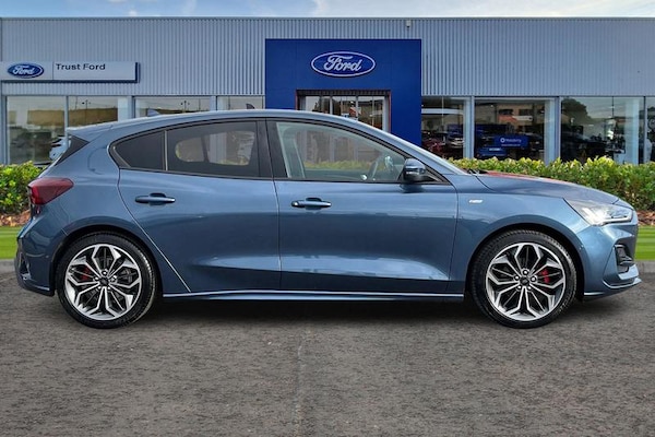 Used Ford Focus 2023 for sale - 76216528: Photo 3