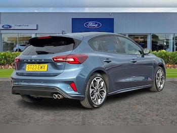Used Ford Focus 2023 for sale - 76216528: Photo 4