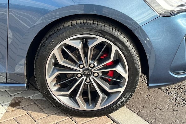 Used Ford Focus 2023 for sale - 76216528: Photo 8