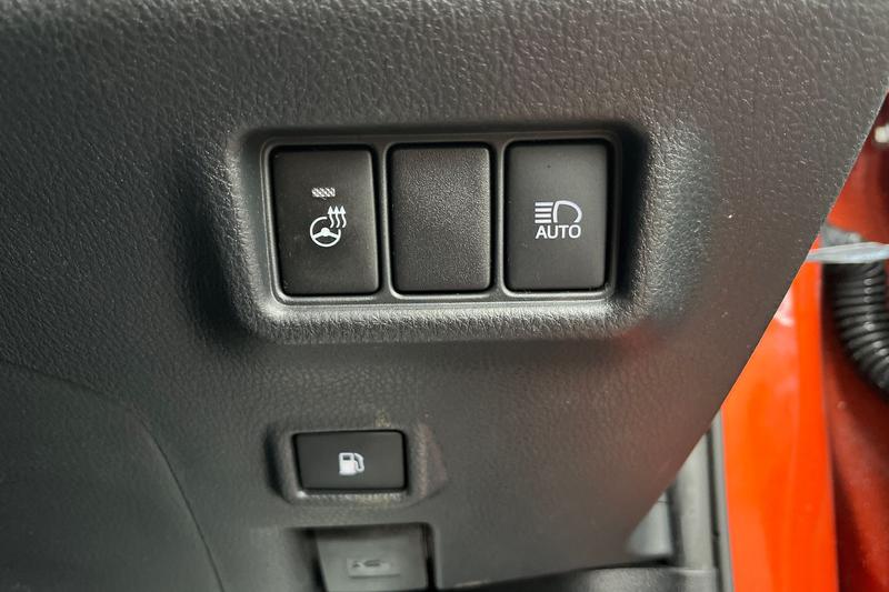 Used Toyota C-HR 2020 for sale - 76722971: Photo 40