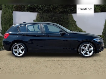 Used BMW 1 Series 2019 for sale - 79170271: Photo