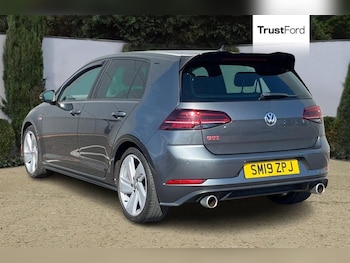 Used Volkswagen Golf 2019 for sale - 78152990: Photo