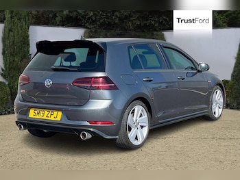 Used Volkswagen Golf 2019 for sale - 78152990: Photo
