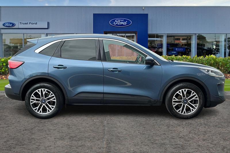 Used Ford Kuga 2022 for sale - 77665760: Photo 3